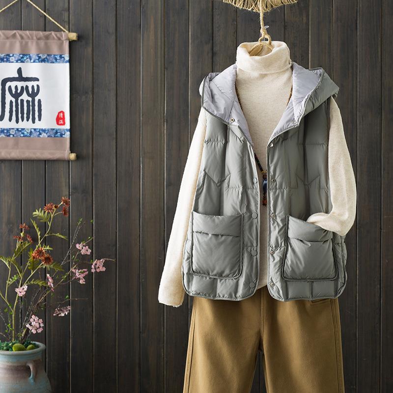 Spring Autumn and Winter Women Plus Size Light Waistcoat Outerwear Thin Warm Short Section Solid Colour Loose Vest Versatile Sleeveless Outerwear