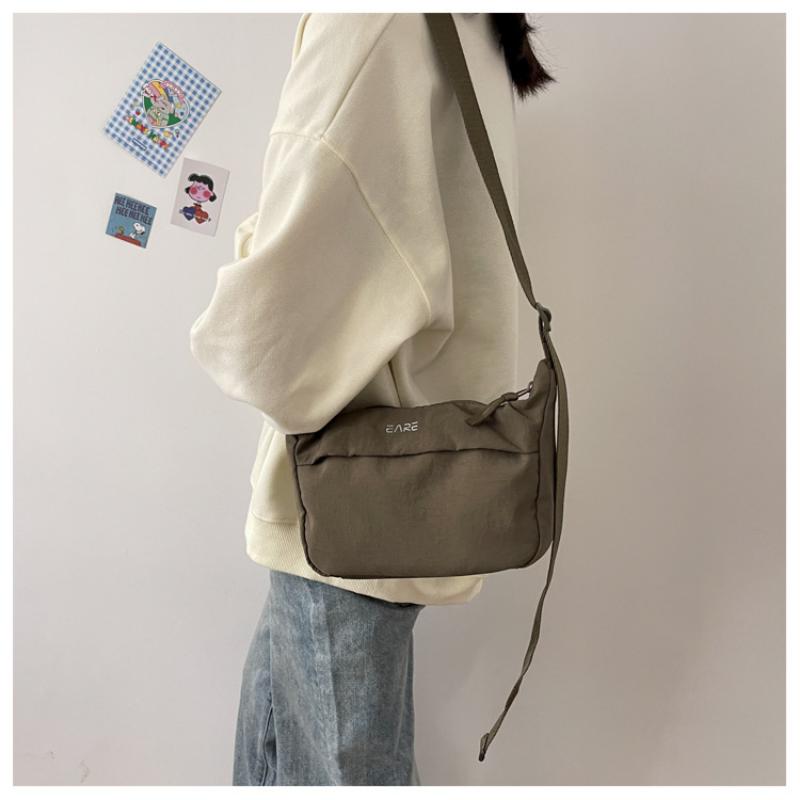 Umhängetasche für Damen, kleine Stofftasche, schlichtes Umhängetaschen-Design, trendige Studententasche