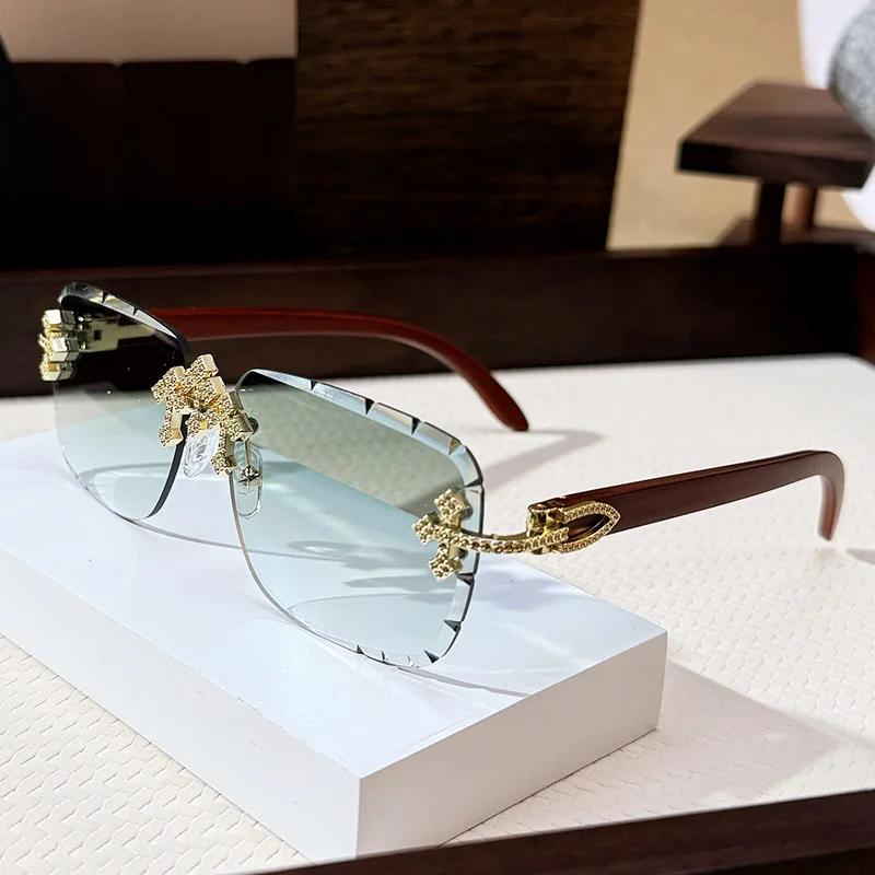 High Quality Retro High End Designer Style Trendy Edgy Punk No Rim Square Shaped Lenses Female For Both Male Sun Glasses