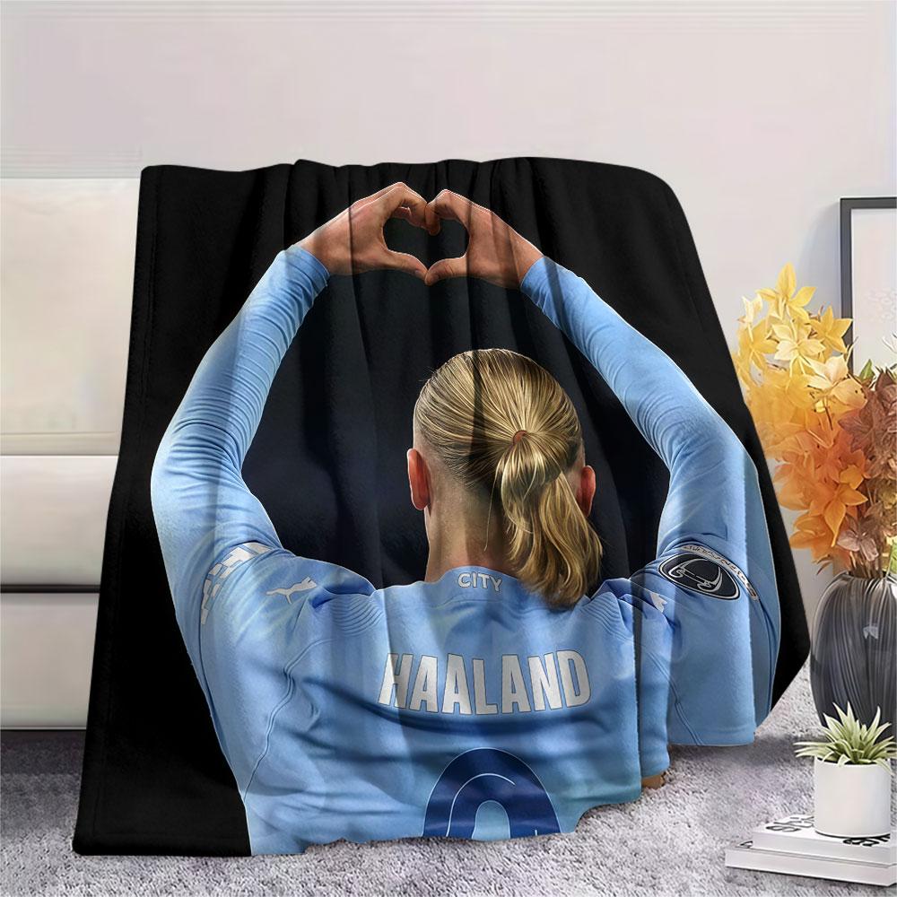 Flanelová deka s potlačou Erlinga Haalanda, mäkká prikrývka do spálne alebo na pohovku, prateľná, suvenír pre futbalového fanúšika, skvelý darček.