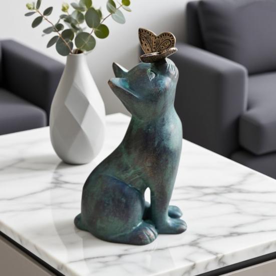 Yousheng Retro Cat Figurine Resin Cat with Butterfly Statue Indoor Outdoor Artistic Cat Sculpture for Bookshelves Gardens Offices Decoration