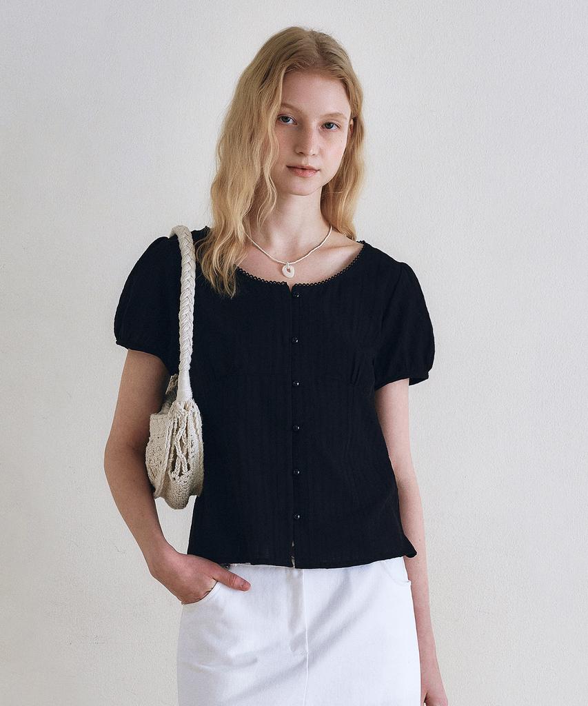 LOEIL Lace Puff Sleeve Tie-Back Blouse_Black