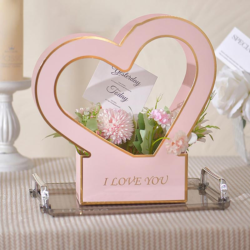 Flowers Arrangement Kraft Paper Bag Folding Portable Flower Packaging Box Waterproof Flower Basket Heart Handle Gift Tote Bags