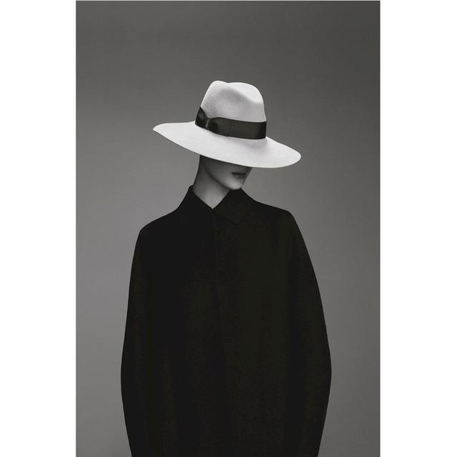 Põhjamaade mustvalge kuju Modell plakatid ja trükised Minimalism Tüdruk Seinakunst Lõuend Maalid Pildid Elutuba Kodukaunistus