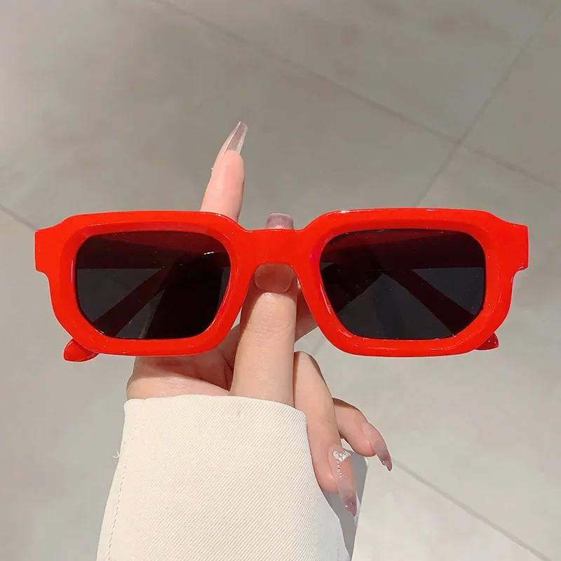 Vintage Rectangle Frame Sunglasses UV400 Protection Retro Fashion Luxury Brand Design for Men Women