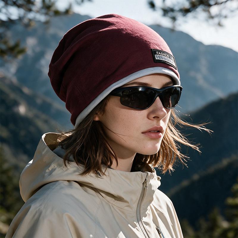 Gorro Unisex Estilo Coreano de Camada Dupla Largo - Outono/Inverno Cor Sólida com Etiqueta de Tecido
