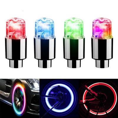 2/4 Pezzi Luci Tappi Valvola Pneumatici Luci Durevoli per Pneumatici per Tappi Valvola Aria Auto con Luci per Motociclette Biciclette Veicoli Elettrici