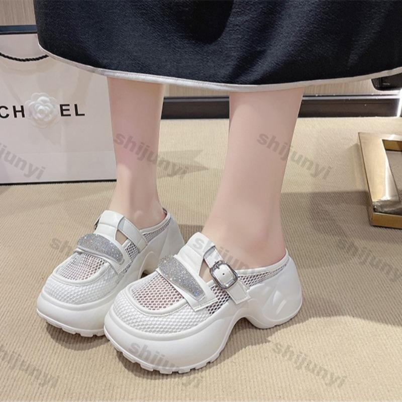 Fashion Thick Soled Casual Sandals Women's Summer 2025 Fashion Breathable Slope Heel Slippers Comfortable Buckle Design Half Drag Shoes