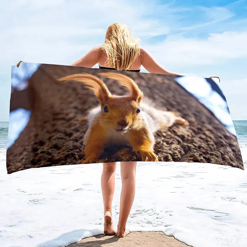 Cute Squirrel Beach Towel Oversized Quick Dry Wild Animal Bath Towels Soft Microfiber Lightweight Pool Towel for Swim Spa Sport