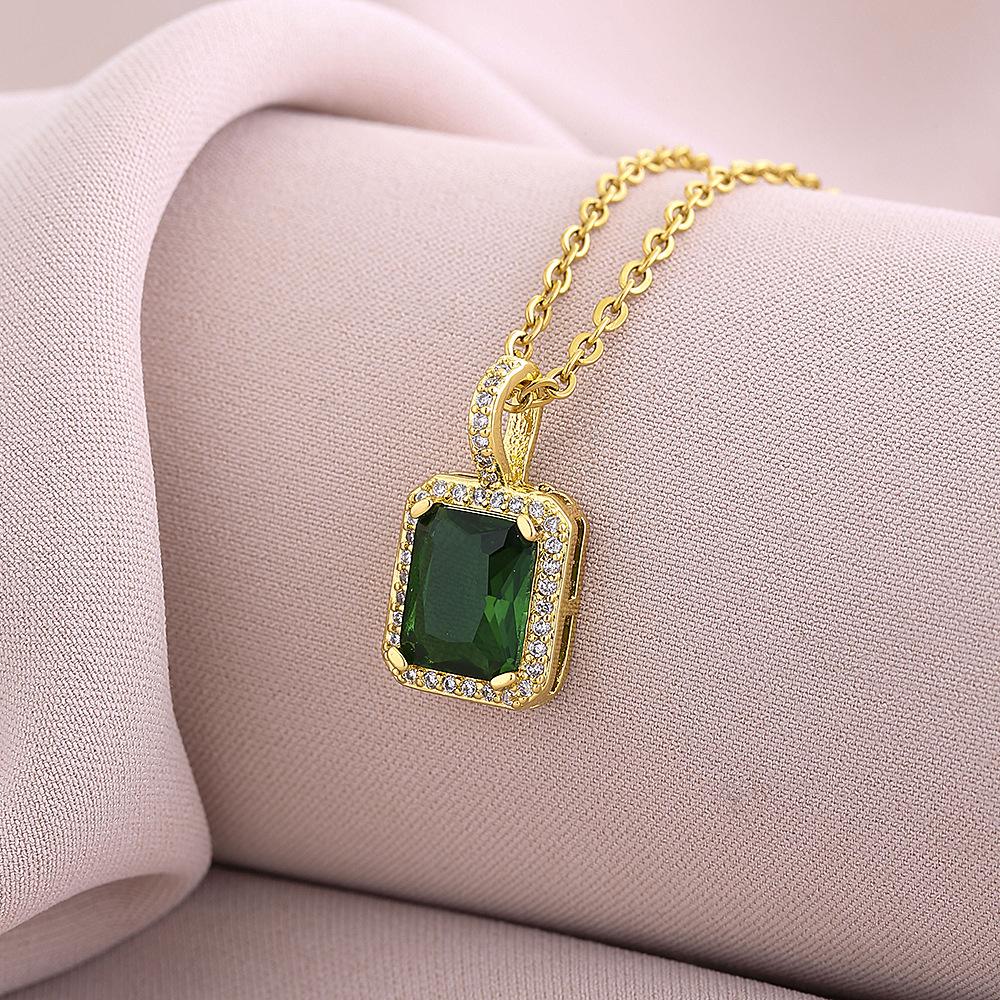 Halskette mit Smaragd-Anhänger für Damen, für Mädchen, hohes Gefühl, leichte Luxus-Minderheits-Schlüsselbeinkette, Halskette, Choker