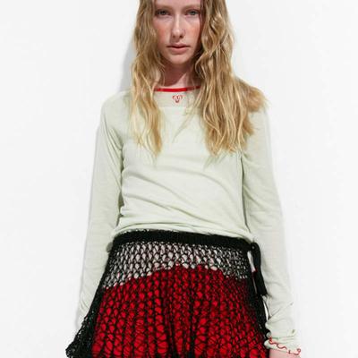Maggie Sheer Layed Cool Skirt (Black)