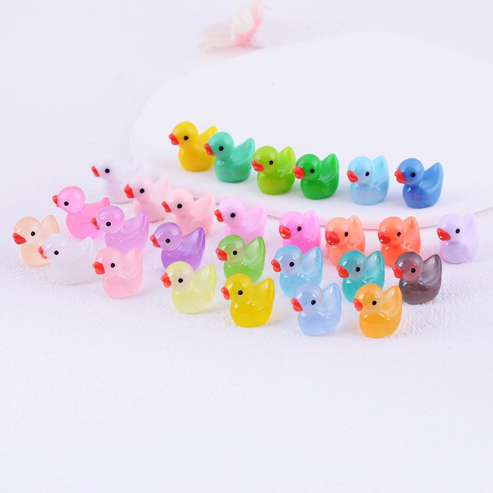50 Stück Mini-Dekoration Gelbe Ente Harz-Accessoire Puppenhaus-Dekor Miniaturfigur Garten-Dekor