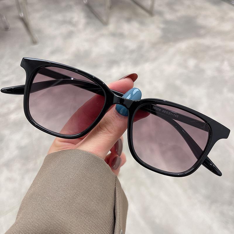 Lightweight Comfortable Durable High Quality Timeless Retro High End Stylish Square Shaped Male Female Men Sun Glasses