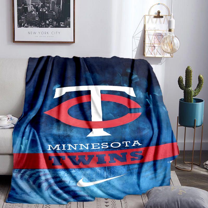 Neon Lights Minnesota Blanket Lightweight Flannel Bedding Blanket Perfect for Travel, Camping, Living Rooms, Offices, Sofas, Fan Christmas Gift