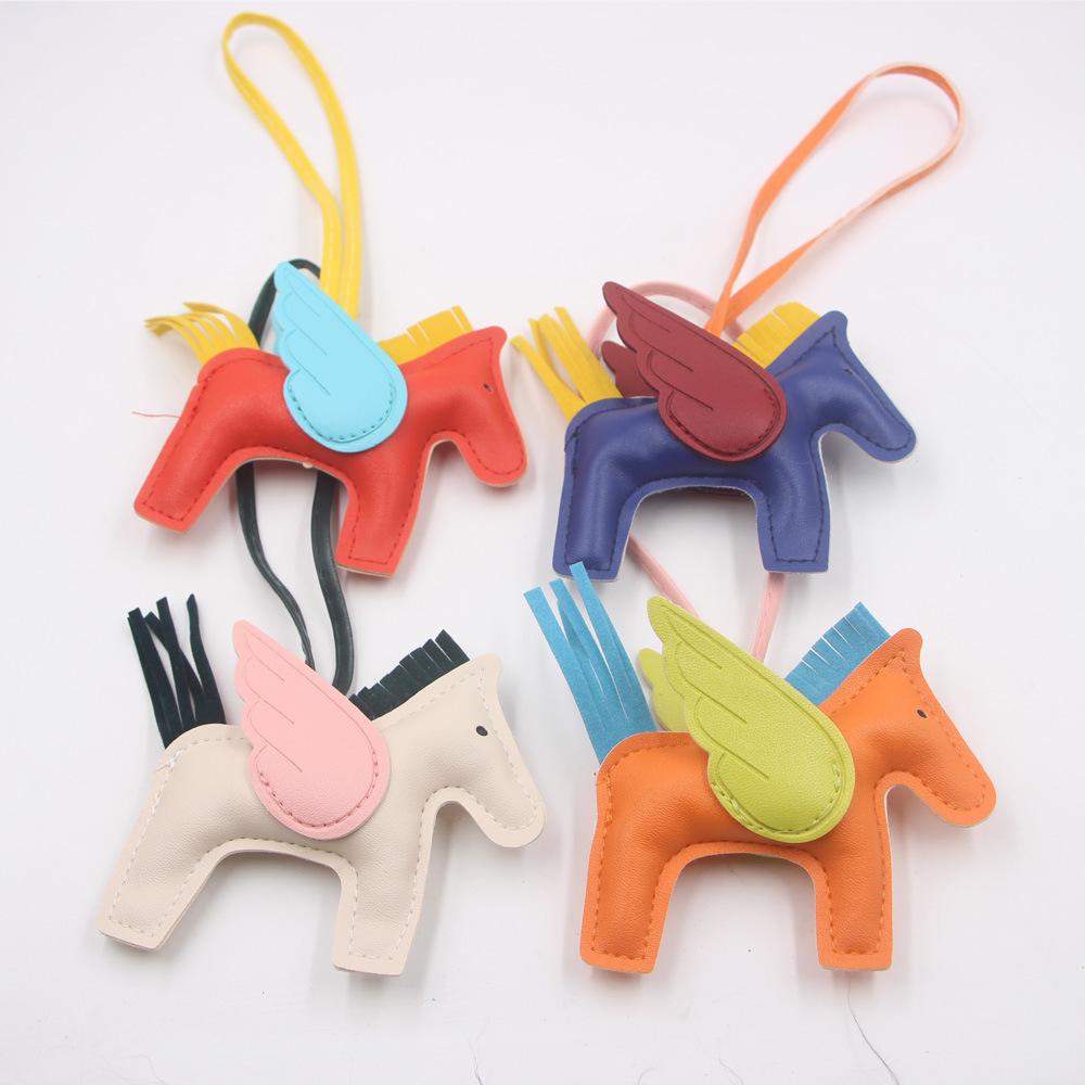 Hot Classic Wing Pony Bag Pendant Decorative Accessories Car Keychain Pendant High-quality Leather Production