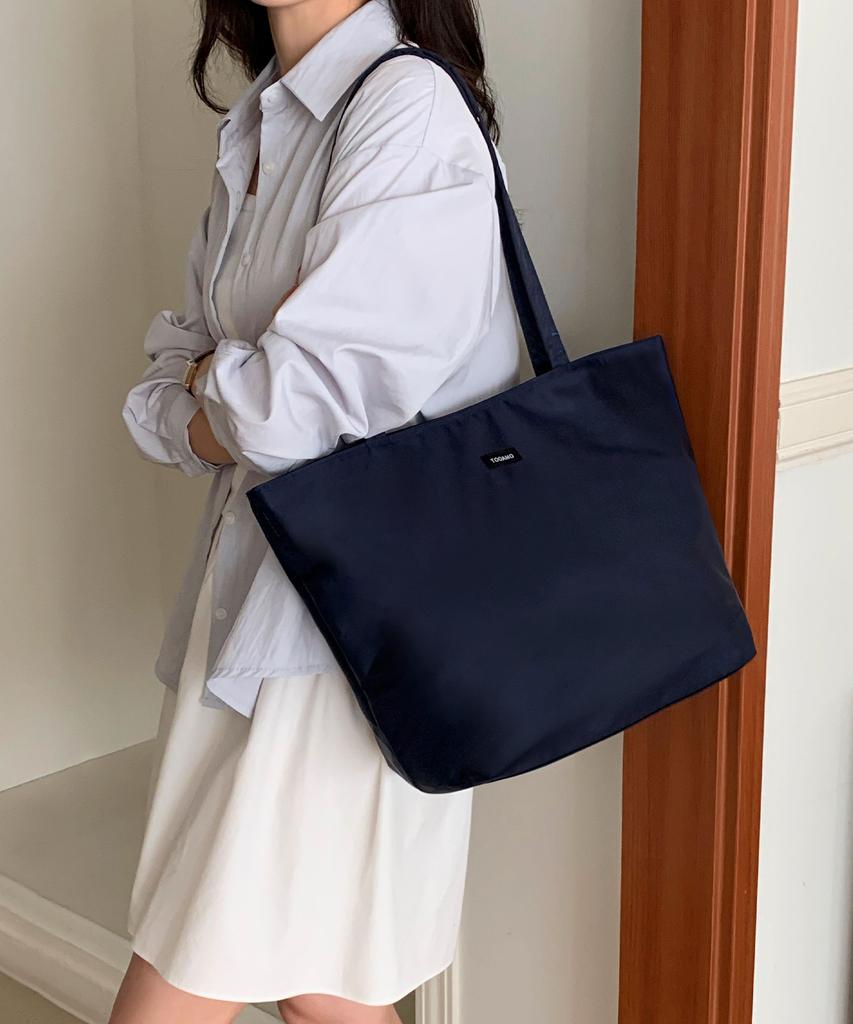 Tooamo Cabin Nylon Shoulder Bag Navy