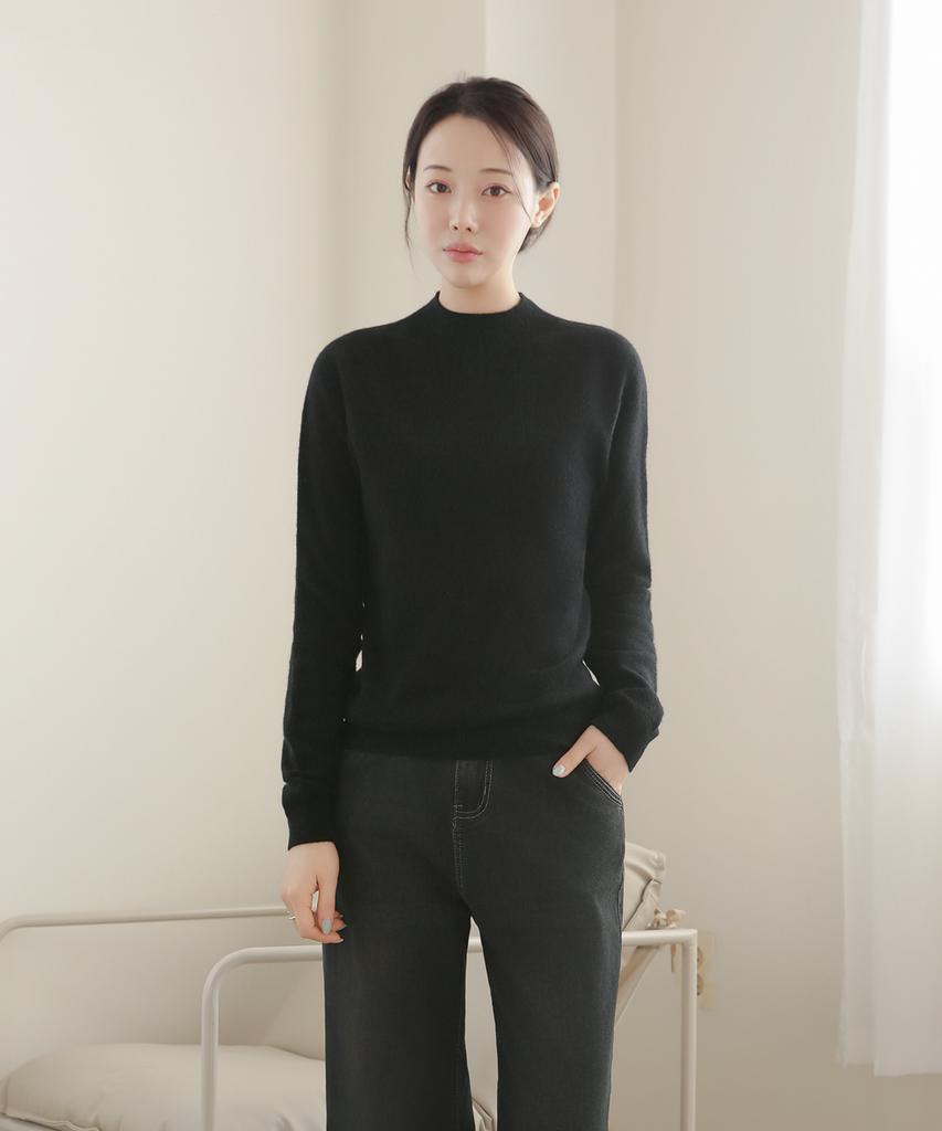 Keulleiseu Classic Mood 100% Wool Mock Neck Knit_Olive