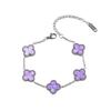 Klaverkleurige armband, modieuze en trendy sieraden, high-end accessoires