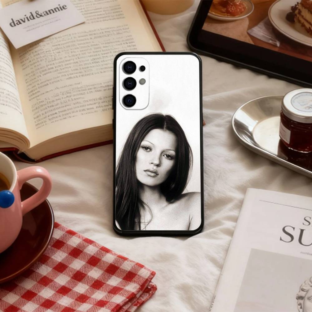 90s Brit Retro K-Kate M-Moss   Phone Case For Samsung S 25,24,23,22,30,21,10,9,Ultra,Plus,Lite,FE,4,5 G Soft Black Case