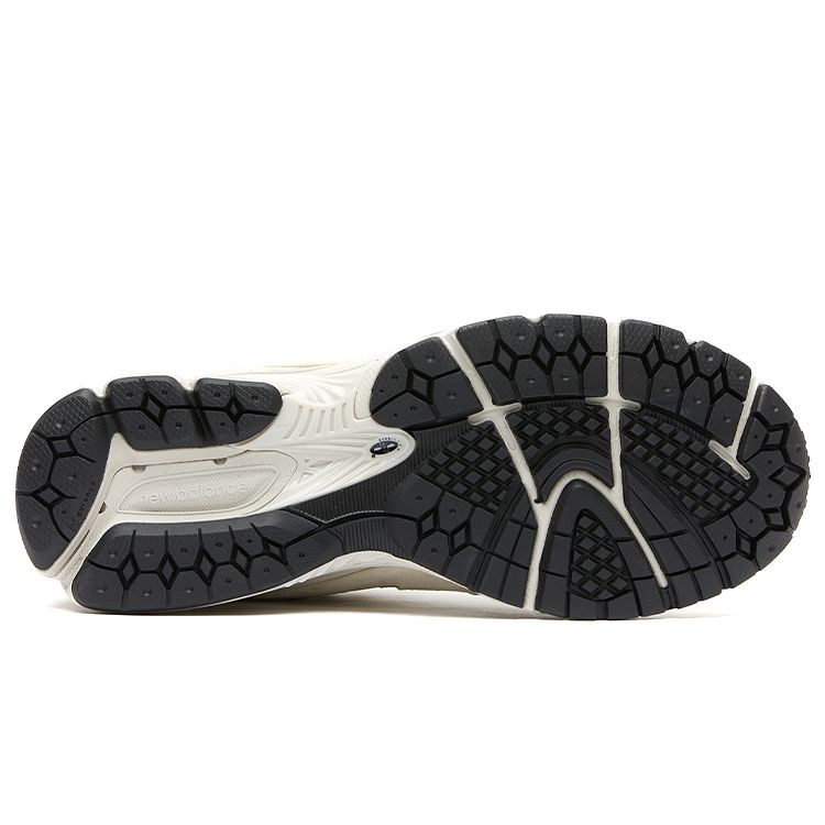 New Balance Baskets unisexes Bone 2002 Marron clair-aluminium ML2002RE