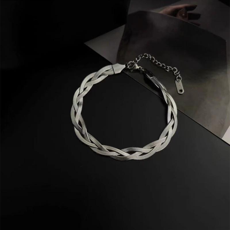 European-American Fashion Three-Layer Flat Snake Chain Layered Necklace for Women - Metal Cross Clavicle Chain
