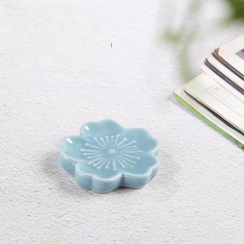 1Pcs Cherry Blossom Ceramic Chopstick Rest Colorful Flower Shape Tableware Holder For Kitchen Restaurant Dining Table Decoration