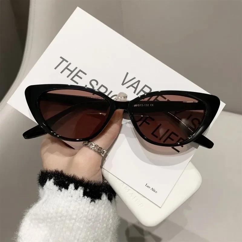 2026Temperament Cat Eye Retro Style Premium Sense Sunglasses Women Men Outdoor Sun Protection Sunglasses Fashion Trend Glasses
