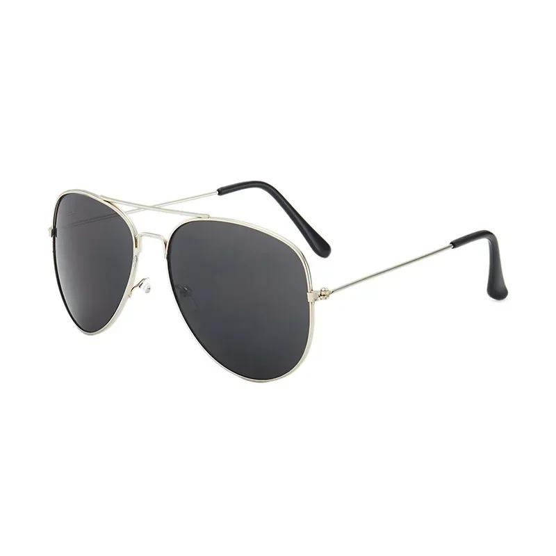 Fashion Pilot Shades Sunglasses Metal Frame Women ForMen Beach Tourism Sun Glasses UV Protection Ubisex Sports Driving Glasses