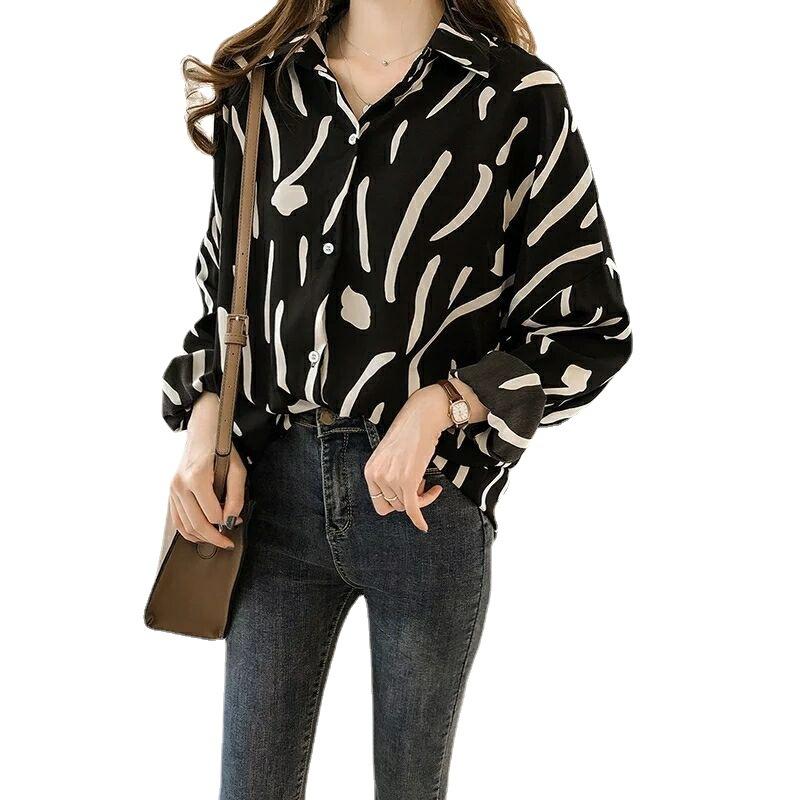 Autumn New Versatile Graffiti Printed Shirt Women's Long Sleeve Top Loose Large Size Han Fan Shirt Bottom Shirt