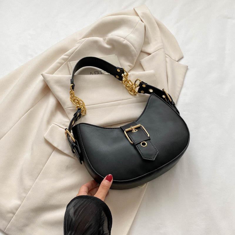 Trendy New Moon Handbag For Autumn Featuring Elegant Design And Spacious Interior