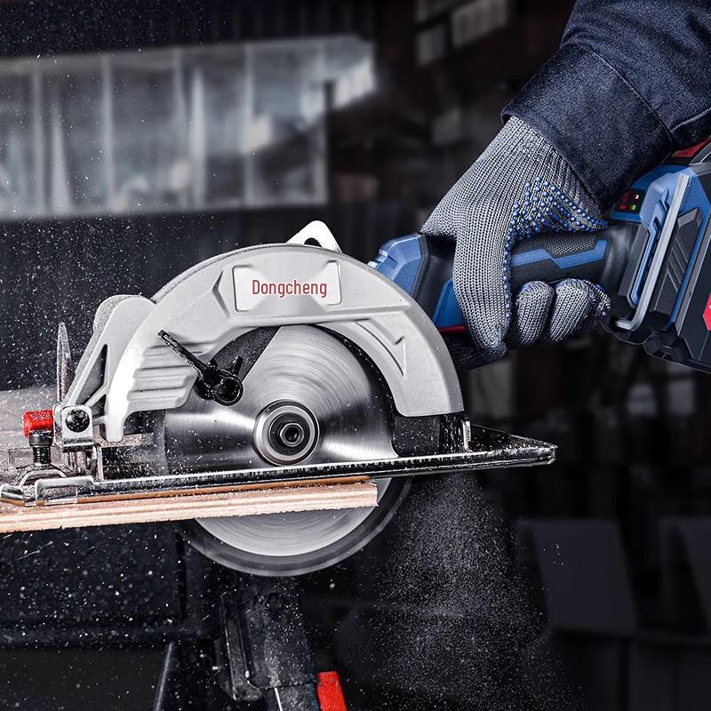 Dongcheng Cordless Brushless Circular Saw CN plug (adapter included)
