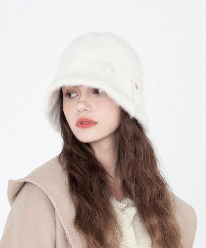 ULUK Circle-Decorated Hairy Angora Bucket Hat_Ivory