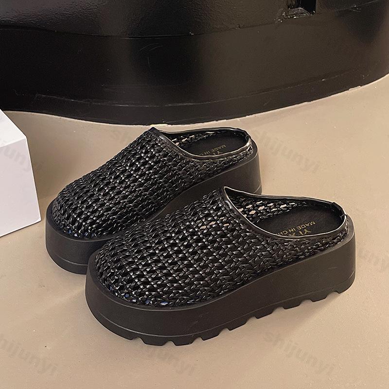 Summer Woman Slippers Platform House Shoes 2026 Comfortable Outdoor Casual Slippers Hollow Out Height Increasing Female Shoes