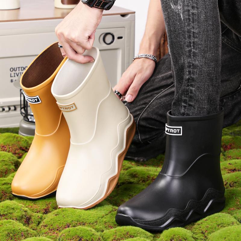 Men's Adult PVC Waterproof Boots Lightweight Trend Fashion Simple Atmosphere Warm Anti-Skid Rain Snow Shoes Toe Gardening Winter