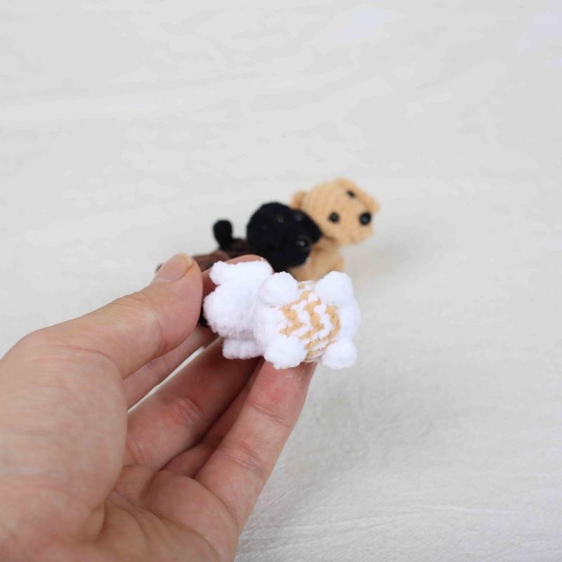 1Pcs Knitted Animal Dog Pendant Fashion Handmade Crochet Keychain Cute Mini Knitting Puppy Keyrings Bag Charm Decoration