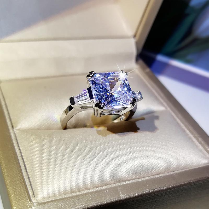 Nieuwe ingelegde Hearts and Arrows zirkonia Prinsessenring Zilver Vrouwelijke Verloving Trouwfeest Ring Sieraden cadeau