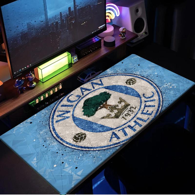 Athletic League Mouse Pad, Rubber Base, Mouse Pad for Gamers and Office Use, Gaming Desk , Easy To Clean Mat Christmas Fan Gifts