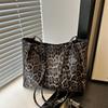 European And American Retro Leopard Print Large-Capacity Tote Bag Simple And Fashionable Commuter Handbag Fashionable Shoulder Bag