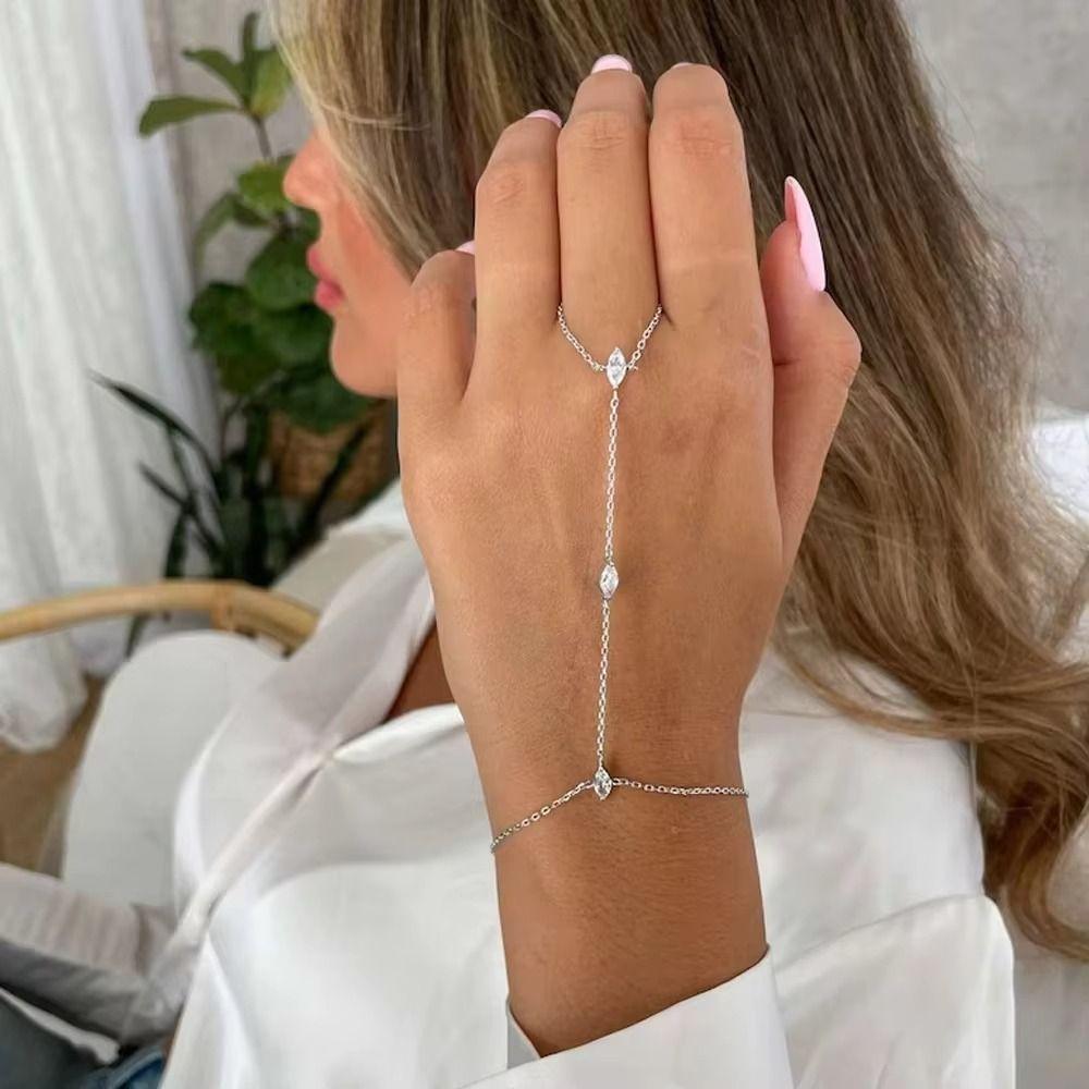 Personalized Gold/Silver Crystal Zircon Bracelet Hand Jewelry Women Thin Chain Finger Ring Hand Chain Women Thin Chain