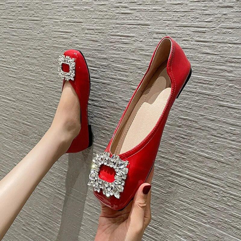 Comfortable Soft Brand Fashion Ballet Flats Single Shoes for Ladies Available in Black Red Plus Size Casual Daily Wear