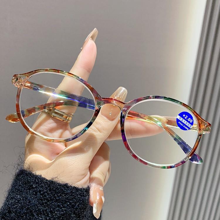 Ultra-Light Anti-Blue Light Reading Glasses, Fashionable HD Print, Comfortable for Elderly, Street Style.