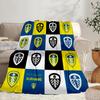 Couverture portable/Couverture douce Couverture de lit avec blason de Leeds United Convient pour les voyages, le camping, les salons, les bureaux, les canapés Cadeaux pour fans