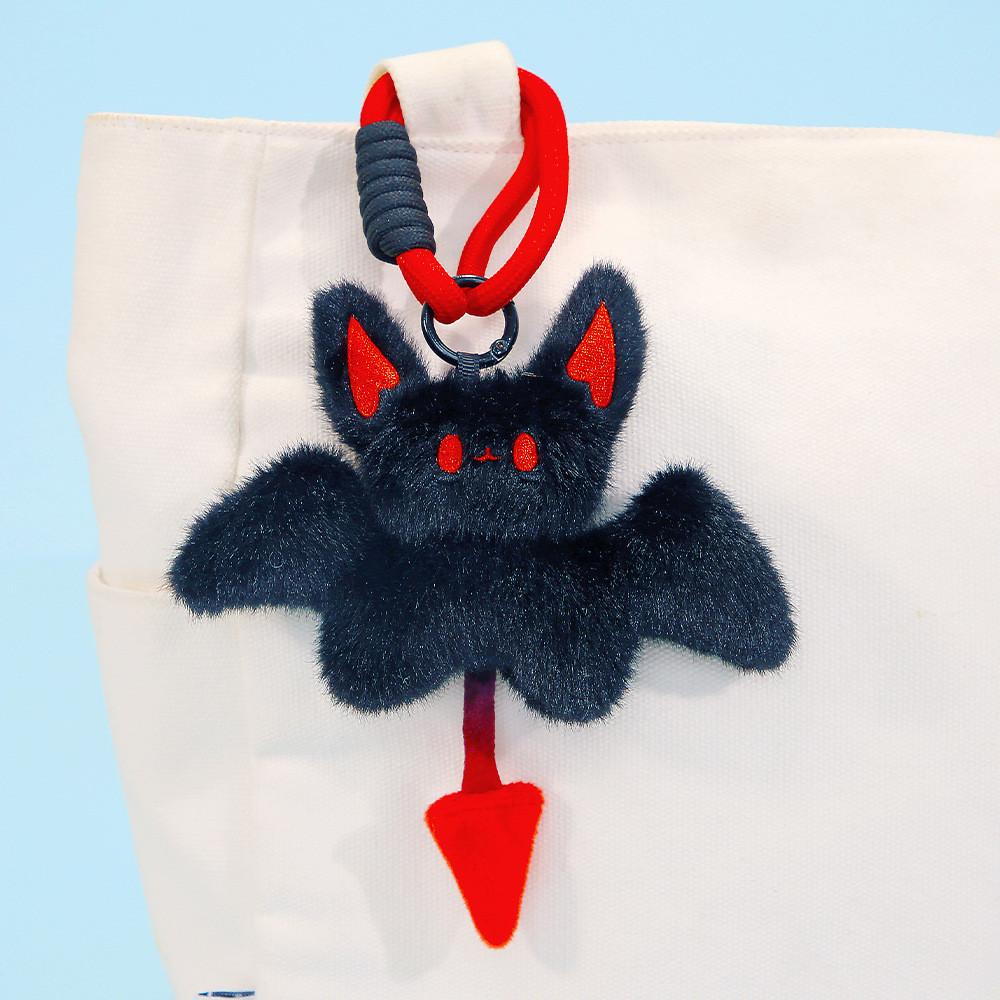 Batman Plüsch Schlüsselanhänger mit weichem Kurzflor Zur Rucksack Dekoration Und Als Geschenk