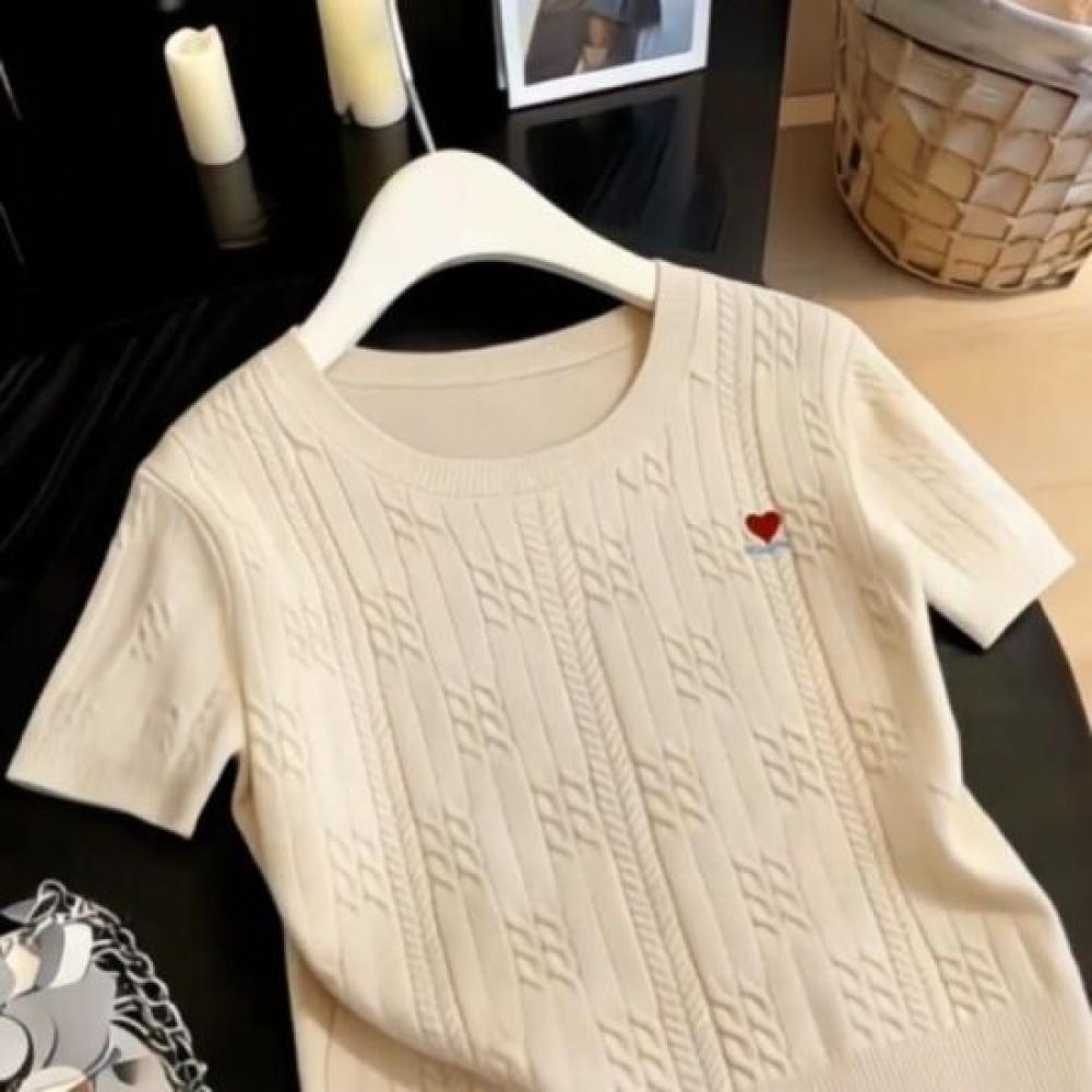 Rellawear Women S Heart Logo Round Neck Summer Short Sleeve Knit rSt0002