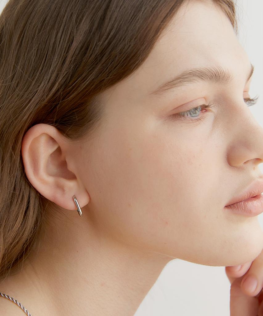 Halden One Touch Oval Ring Earrings (E004_Silver Small)
