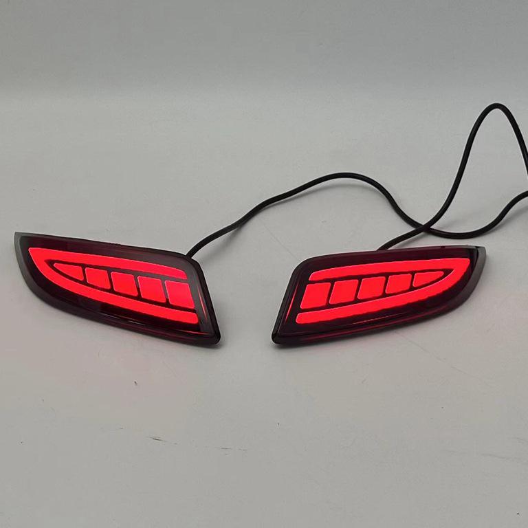 15-17 Toyota Camry Rear Warning & Brake Light