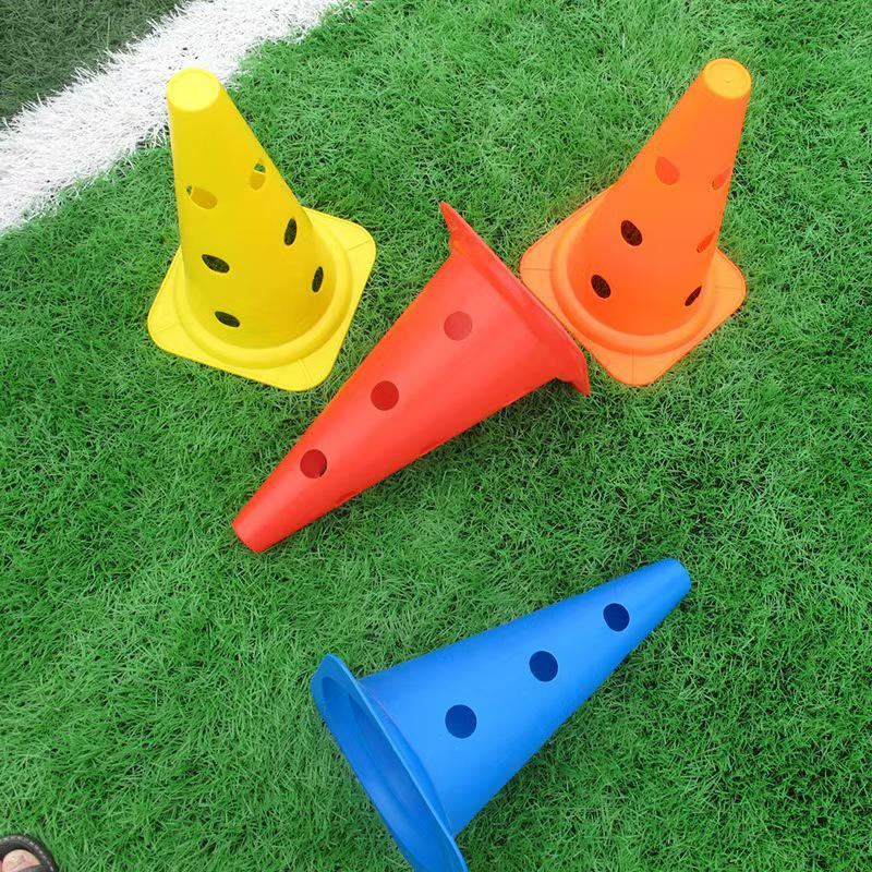 Football Training Cones: 18cm Markers, 50cm Obstacle Cones, Road Cones, Ice Cream Shaped Cones