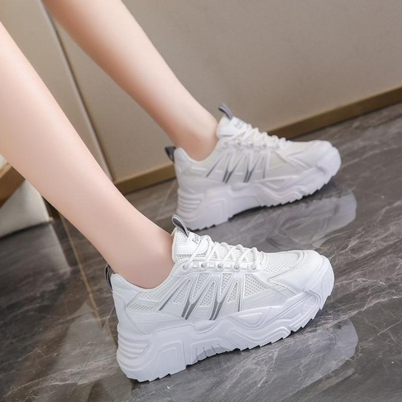 Womans White Leather Casual Shoes Summer Breathable Chunky Sneakers Women Basketball Shoes Outdoor Trainers Tenis Mujer