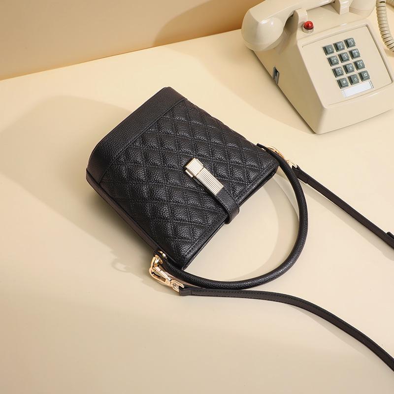 Eimertasche Frühling Leder Damen Tasche Vielseitige Umhängetasche High-End Rautenmuster Kette Pendlertasche