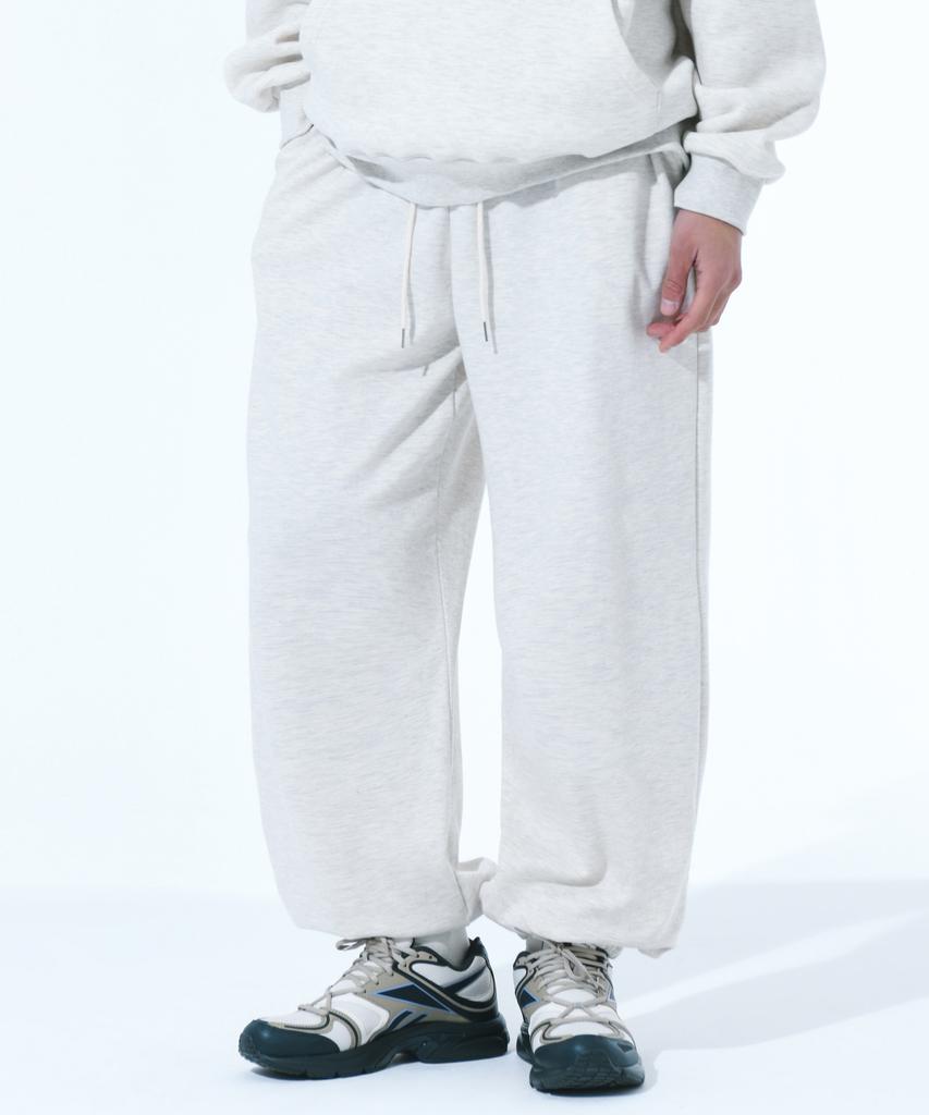 S'EST Wide Jogger Fit Training Pants - Oatmeal